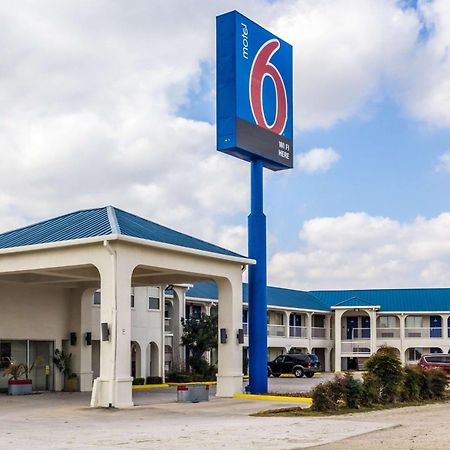 Motel 6 Seguin Tx Eksteriør bilde