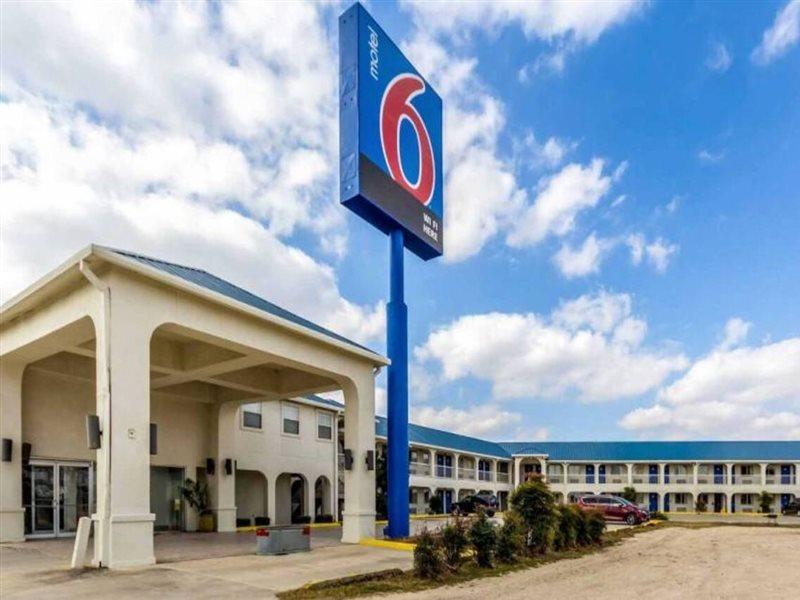 Motel 6 Seguin Tx Eksteriør bilde