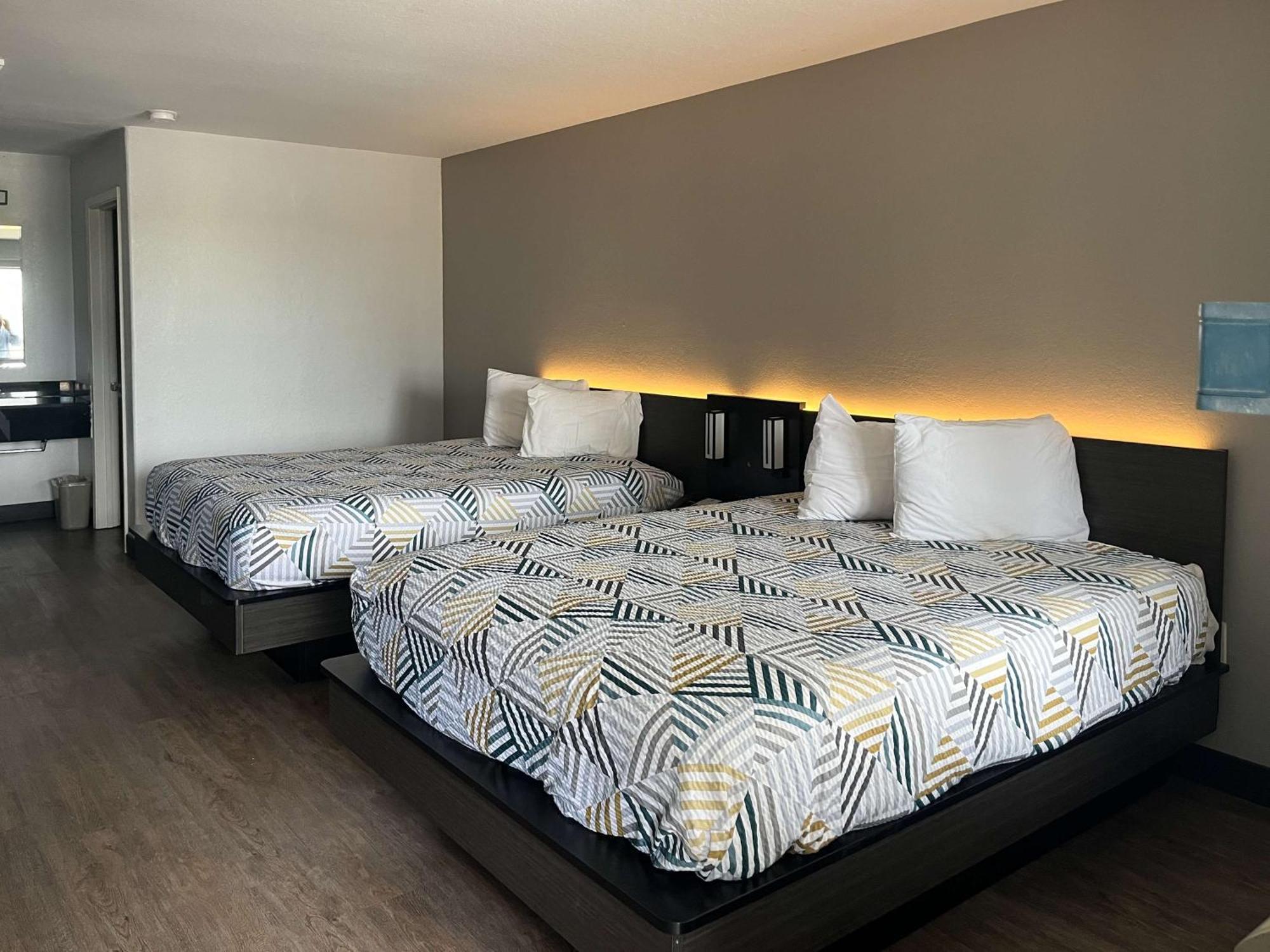 Motel 6 Seguin Tx Eksteriør bilde