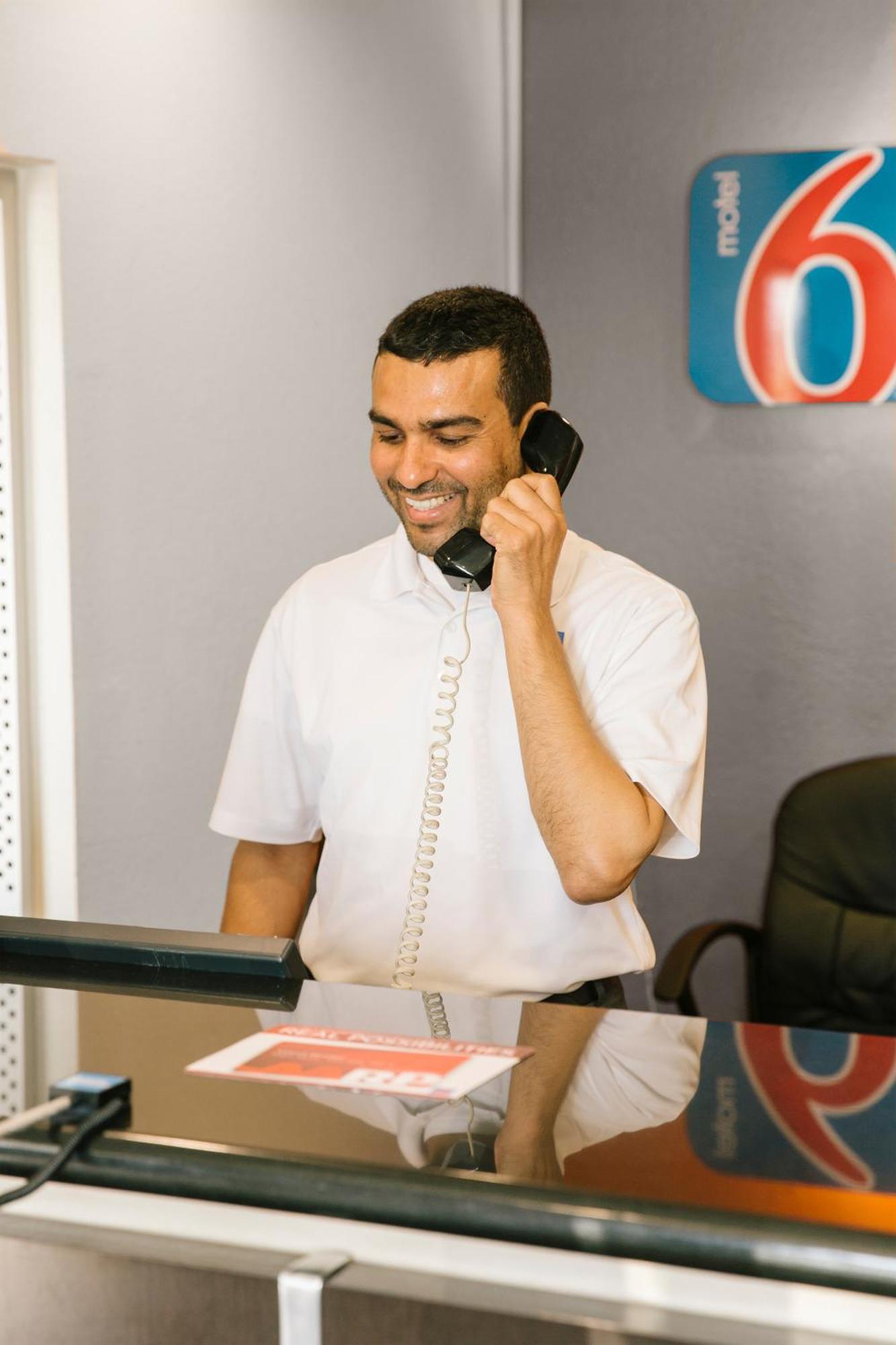 Motel 6 Seguin Tx Eksteriør bilde