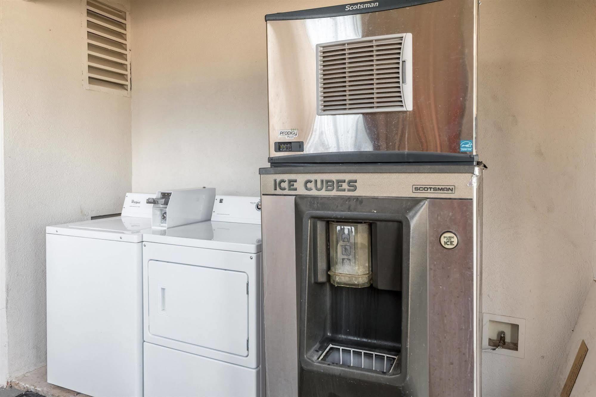 Motel 6 Seguin Tx Eksteriør bilde